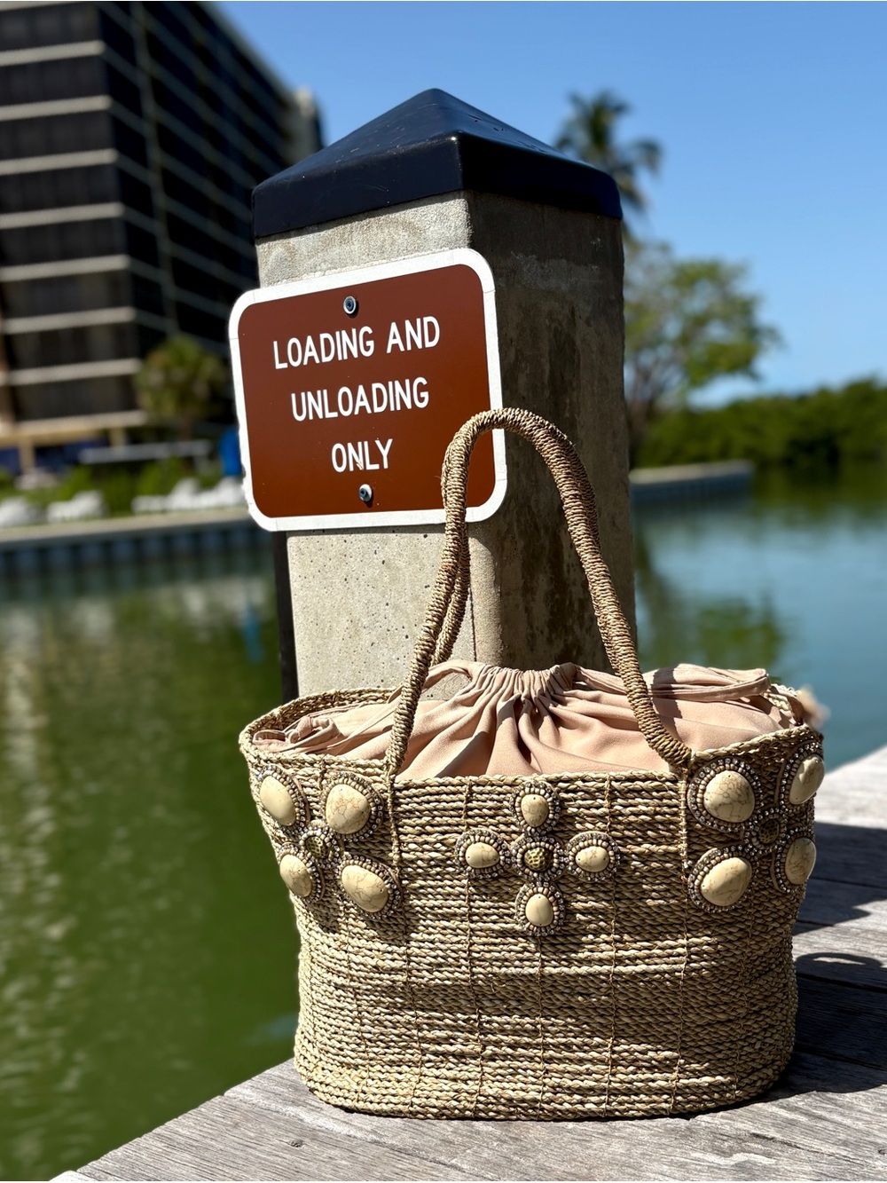 Skēmo Large Woven Straw Bag Luxury Stones Bling Double Handle Tote Designer Rare - Picture 3 of 15